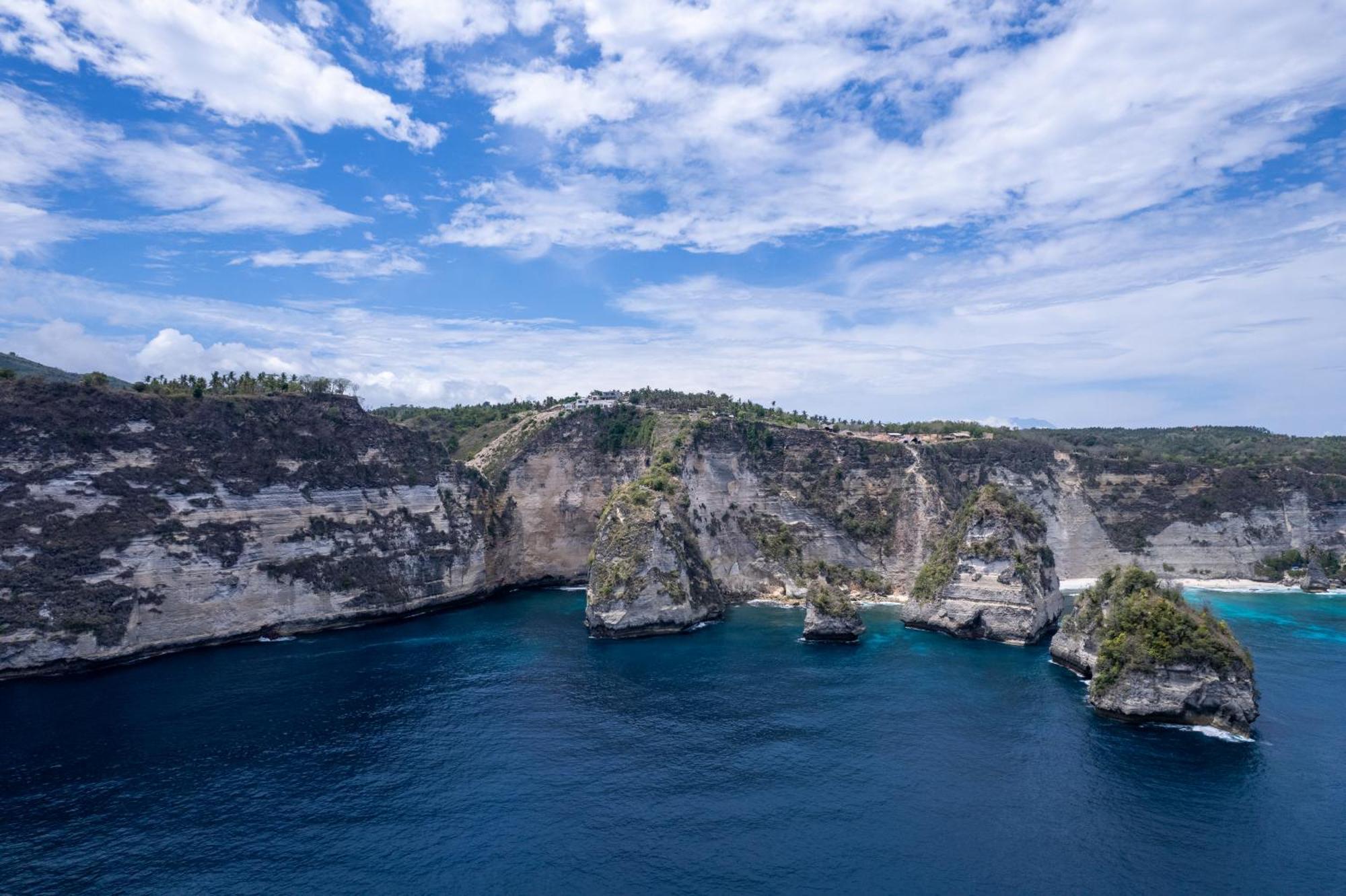 Polilit Cliffside Haven In Nusa Penidaヴィラ エクステリア 写真